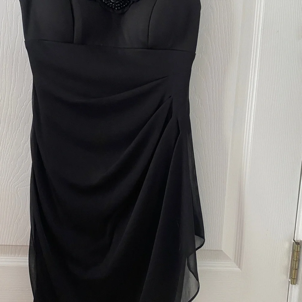 Cache Dress - Picture 3 of 8
